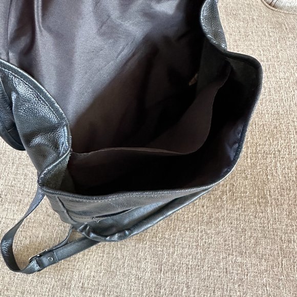 Genuine Leather Backpack/Cross Body Purse Bag - Picture 6 of 7